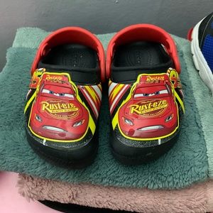 Lightning McQueen Crocs (light up!)